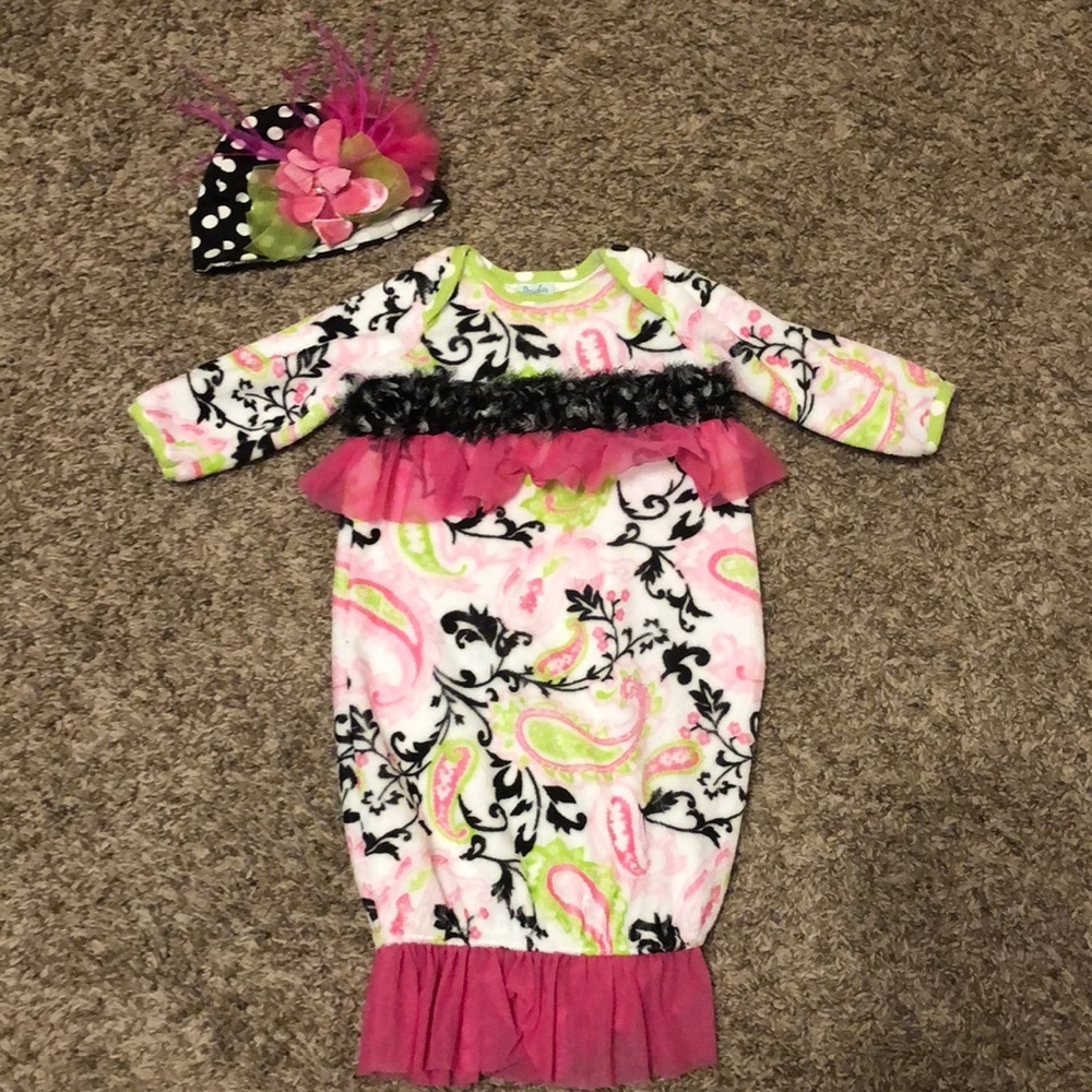 Peaches N Cream gown, with custom matching hat!